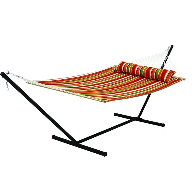 Want To Nap Or Read Effortlessly? This Outdoor Hammock Is A Must-Have!